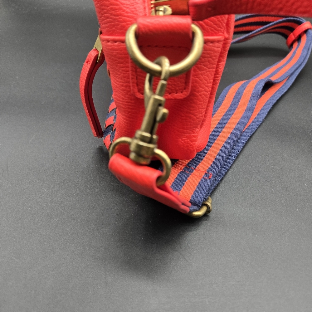 Universal Thread Red & Navy Woven Crossbody Bag - Picture 9 of 9